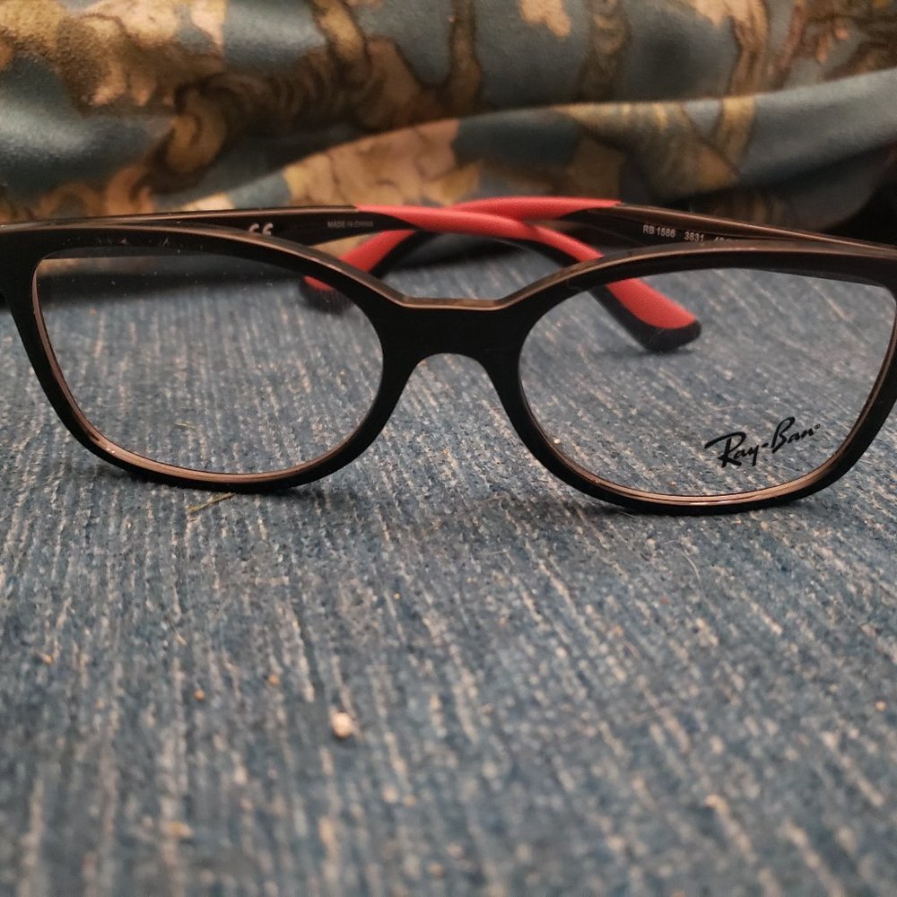 RB 1586 black